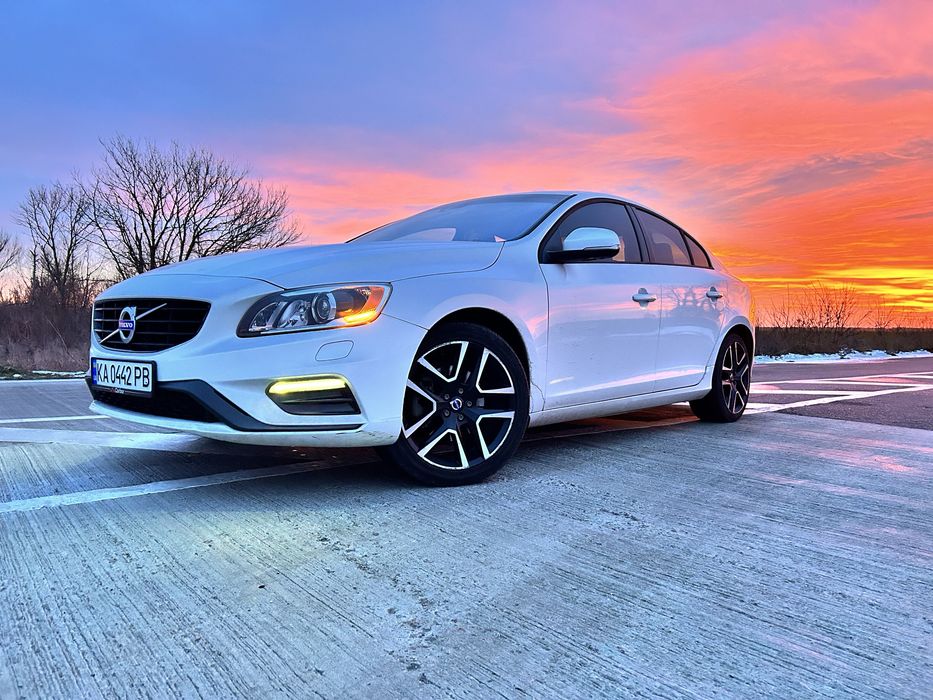Продаю Volvo S60
