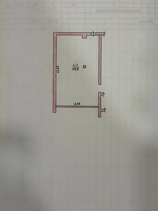 Продаж комерційного приміщення 113,9 м² у зручній локації під ремонт