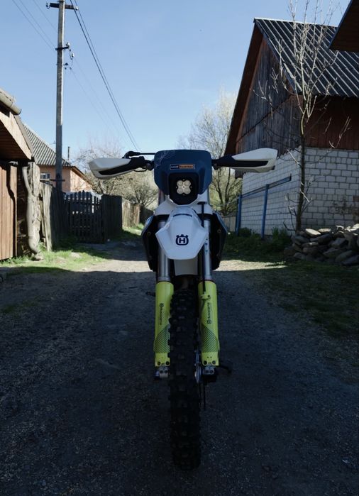 Продам СРОЧНО Husqvarna fc 250