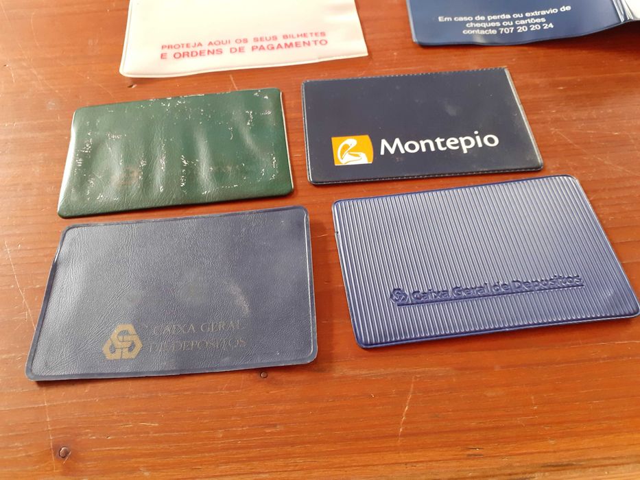 Carteiras para cartões e cheques