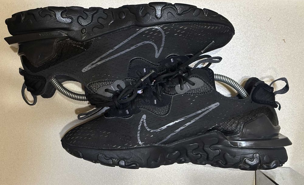 Кроссовки Nike React Vision р-р EUR-42/41-26,5 см.