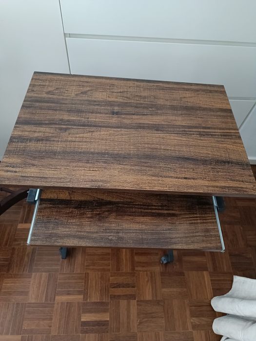Secretária para computador