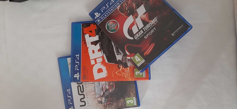 Playstation 4 como nova