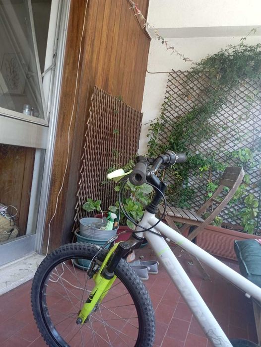 bicicleta infantil B'Twin Racing Boy 500 de 20 polegadas