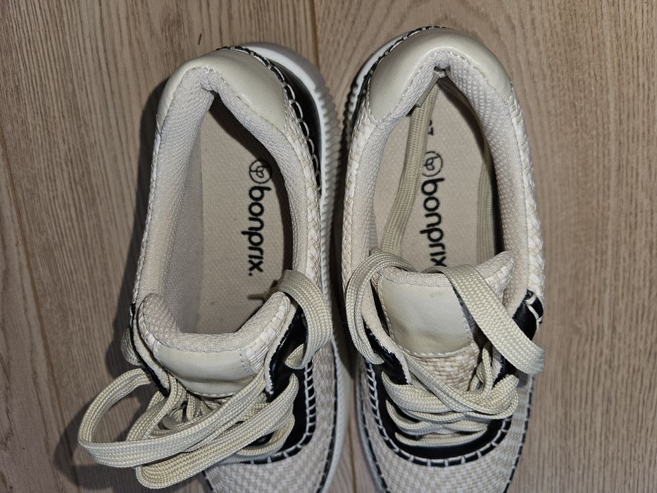 Buty sportowe, nr 37