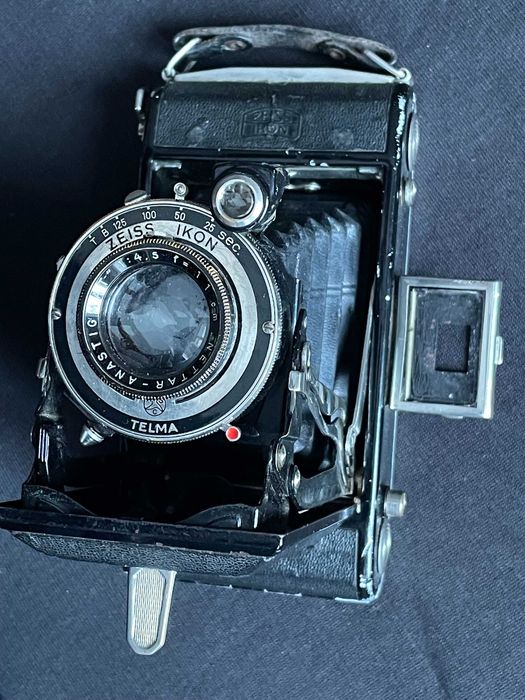 Старовинний фотоапарат Zeiss Ikon 515/2 об'єктив 1:4,5 F 11cm