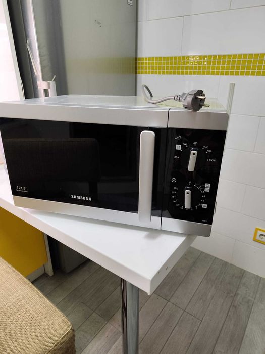 Micro-Ondas Samsung Ler anuncio
