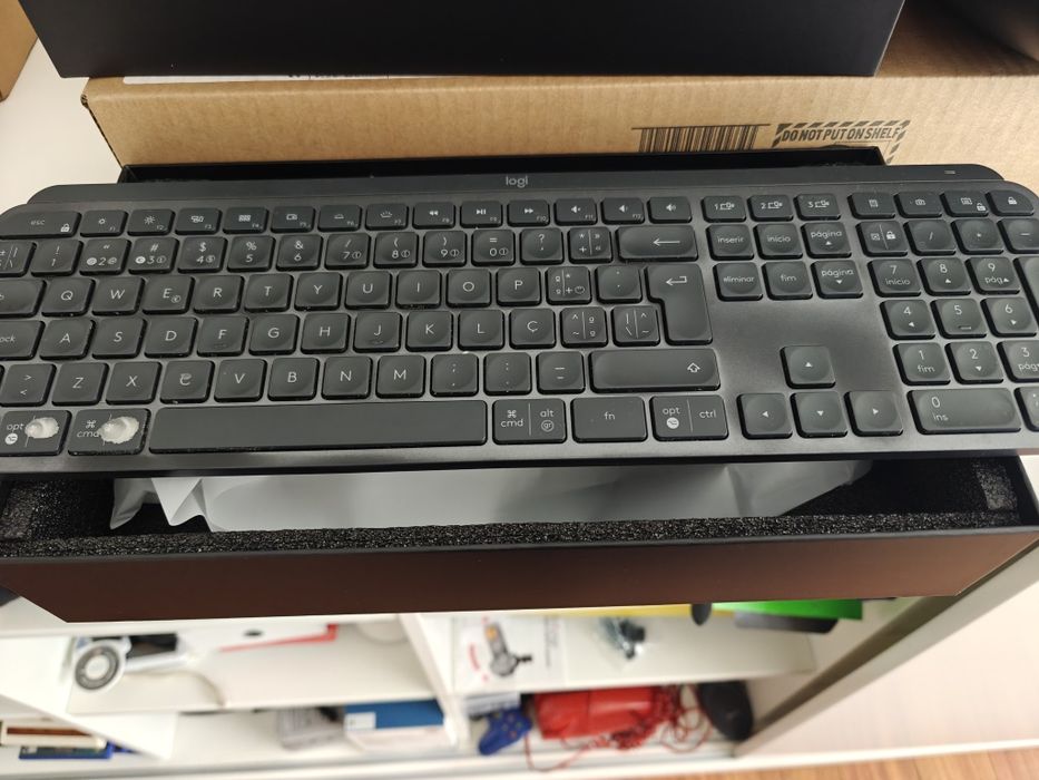 Teclado Logitech MX keys
