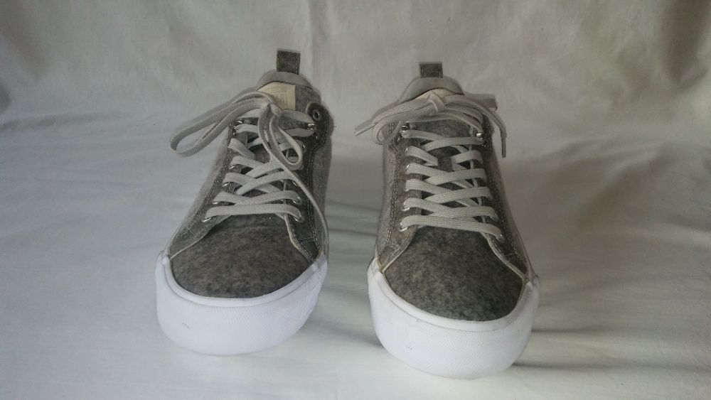 Converse all star roz.44/10/ ,- dł. wkł. 27,5 cm- jak nowe