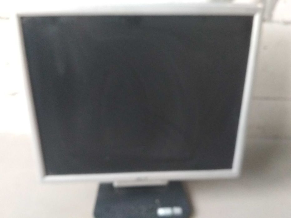 Монитор Acer al 1916 с проводом питания
