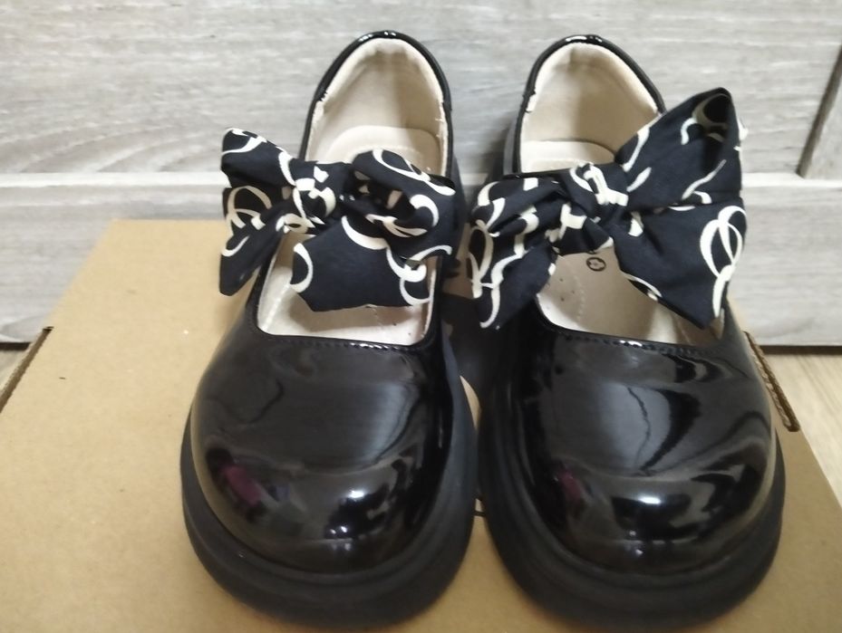 Дитячі туфлі  лаковані