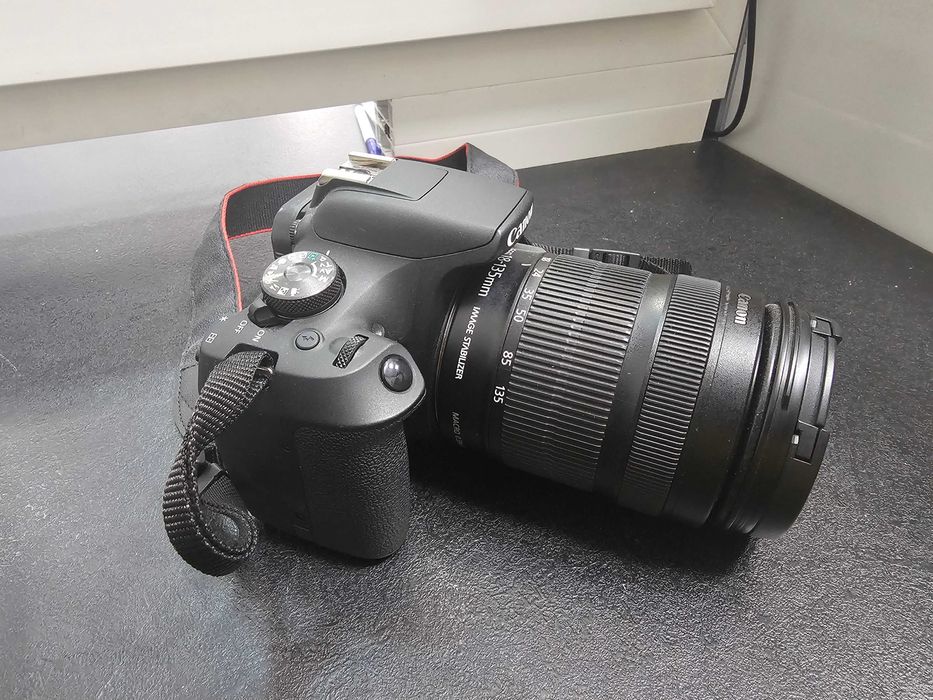 Aparat Cyfrowy Canon EOS 2000D + 18-135mm * Komis Madej Gorlice