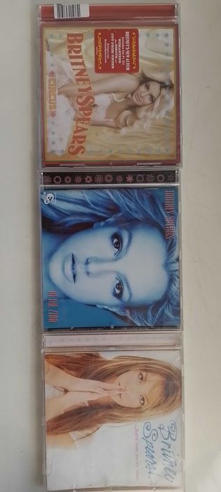 Britney Spears Circus-Miley Curus Breakout