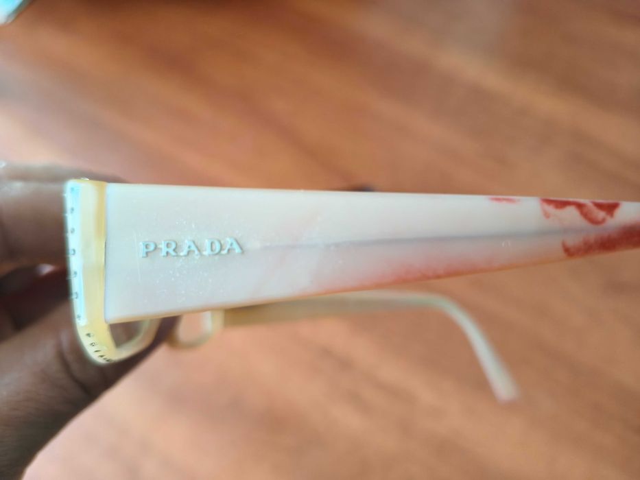 Окуляри Prada, оригінал
