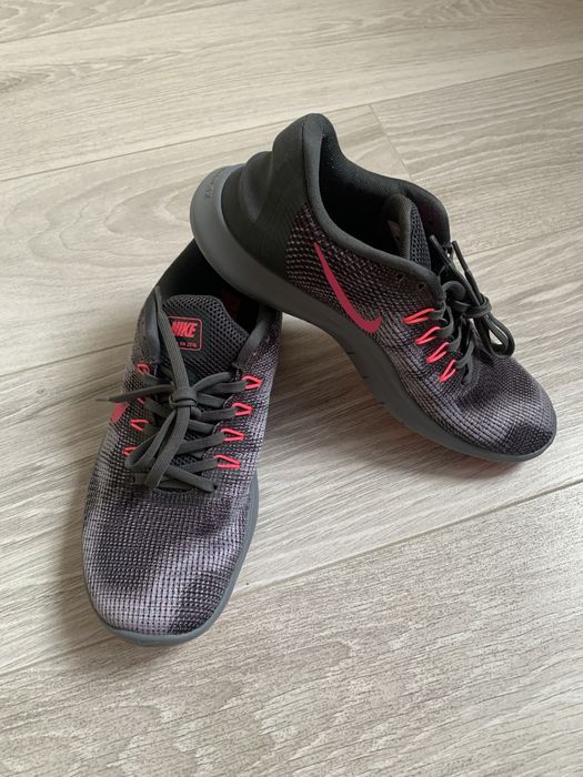 Спортивные кроссовки Nike Flex