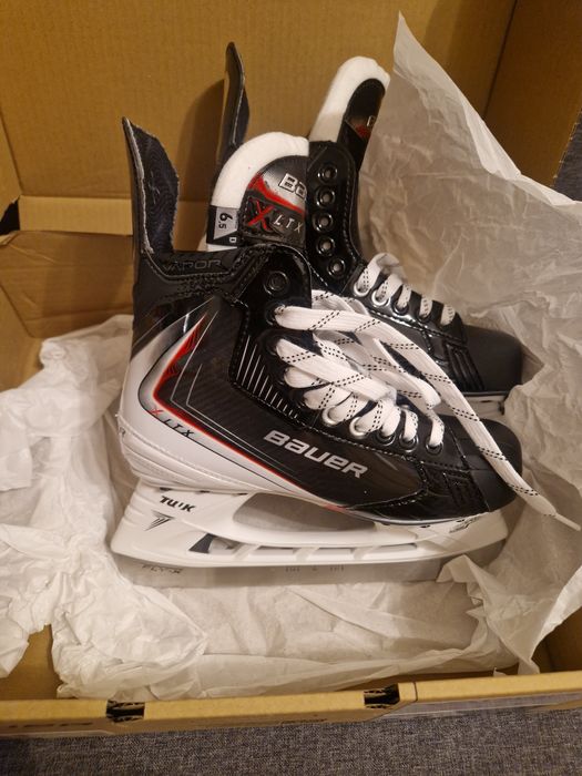 Bauer vapor fly XLTX