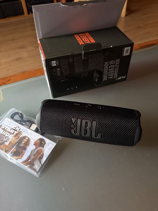 JBL Flip 7 Preta
