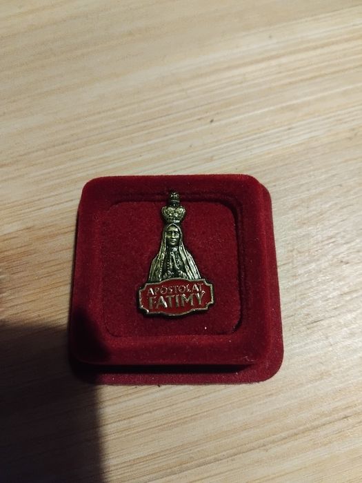 Sprzedam przypinkę Apostolat Fatimy