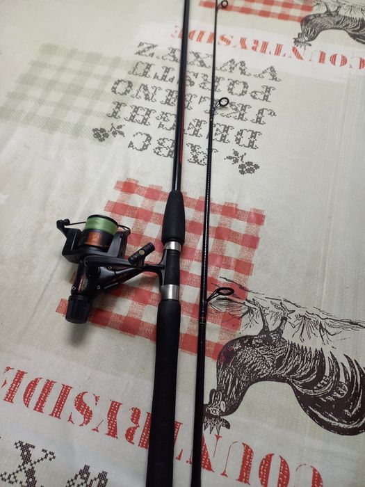 Cana de pesca  Silstar 2.20 mts com carreto  Silstar