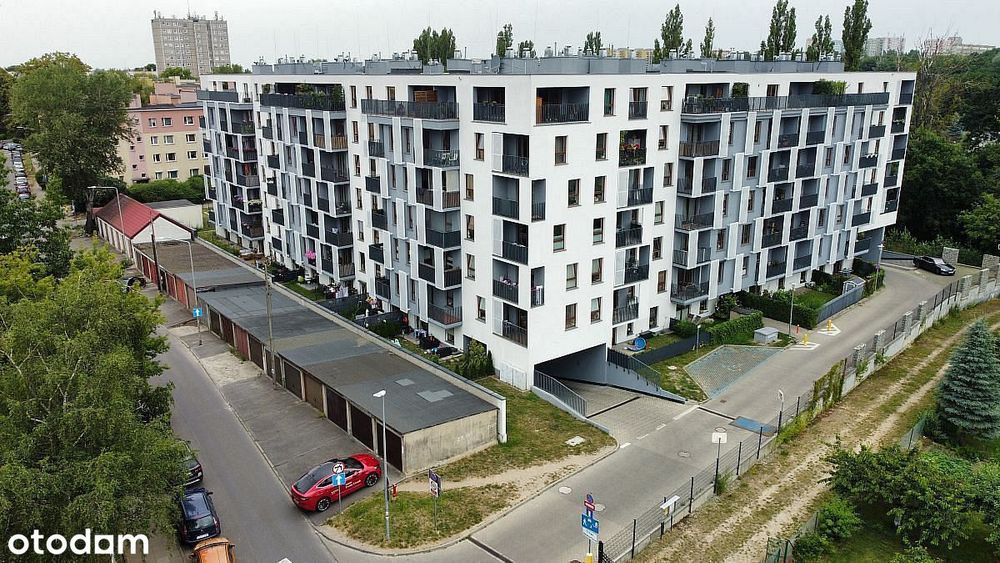 2pok/2019r/Kasprzaka/Loggia/komórka/miejsce postoj