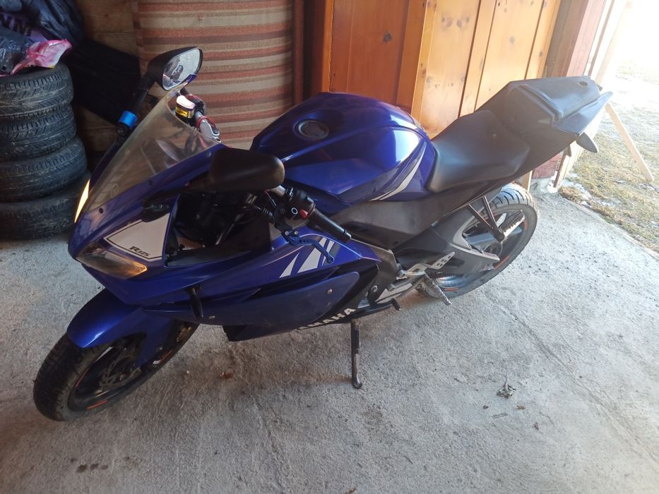 Yamaha yzf r-125