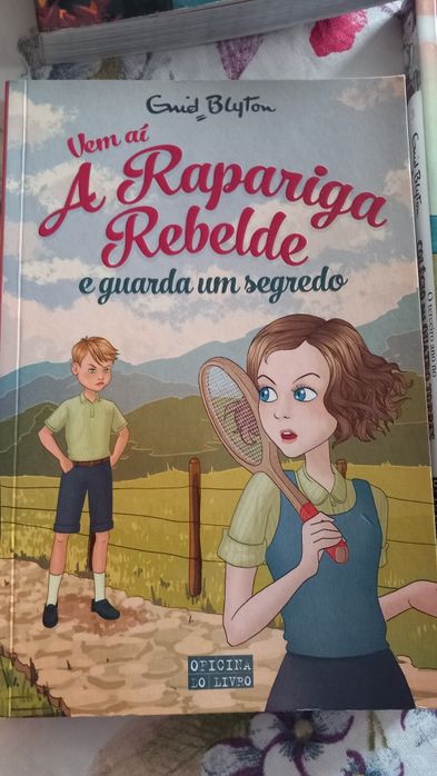 Livros juvenis coleção Ulisses Moore e outros