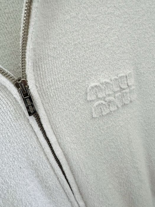 Biała rozpinana bluza damska kardigan sweter premium miu miu S 36