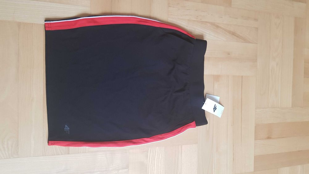 Spódnica sportowa 4F rozmiar XS Nowa