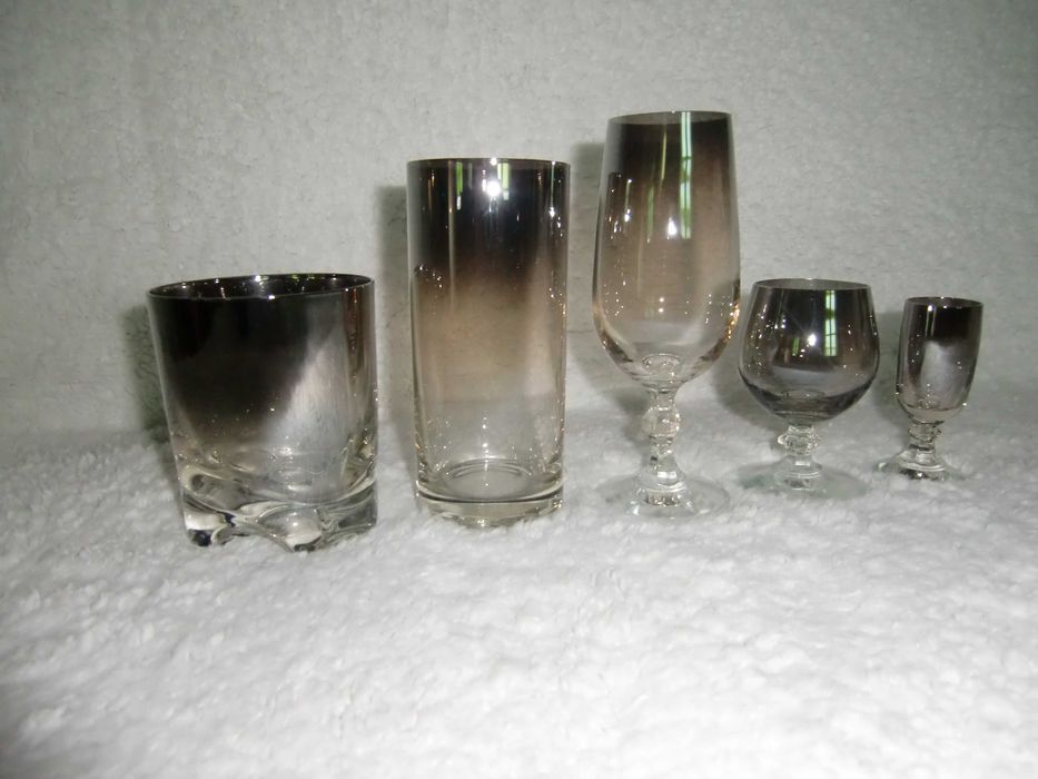 Elegancki zestaw szklanki/kieliszki