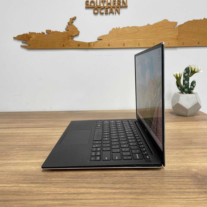 Dell XPS 13 7390 FHD13.3"  i5-10210U 8GB 256GB SSD gwarancja Klasa A-