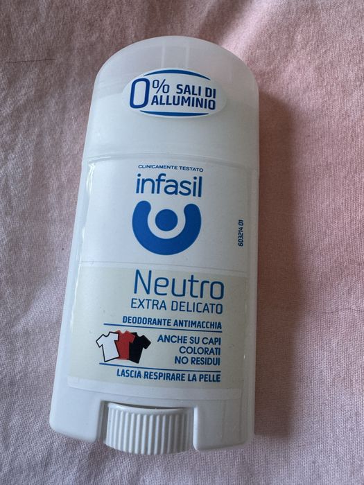Dezodorant w sztyfcie Infasil Neutro włoski