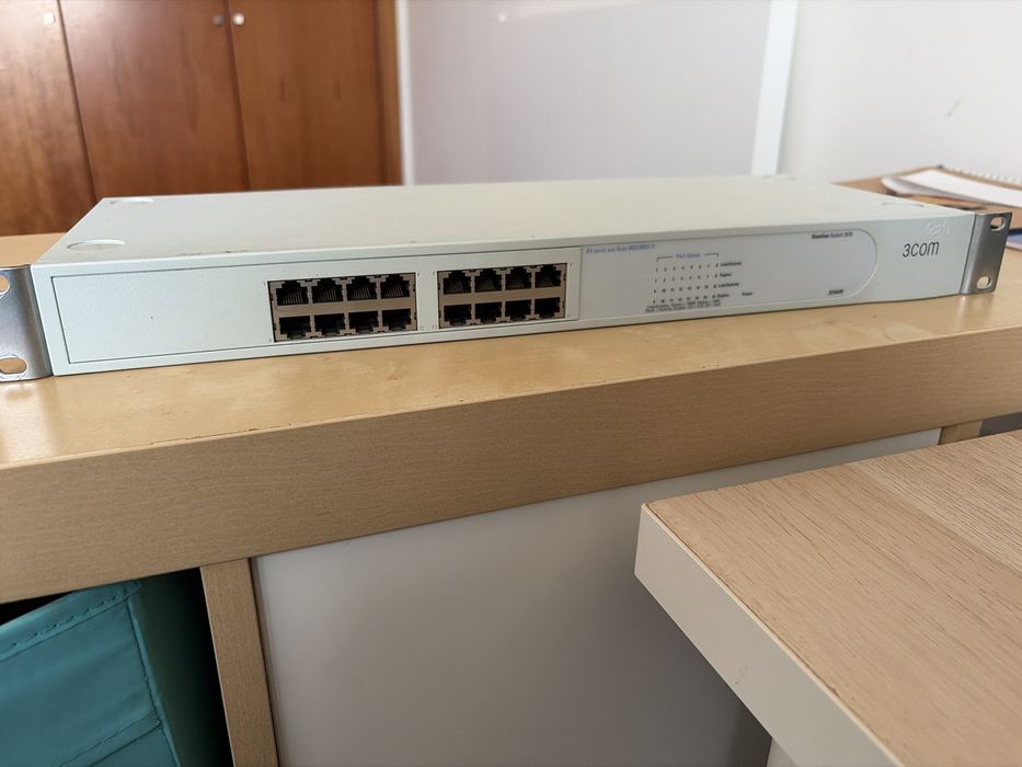 Switch 3com 16 portas447190775922708480