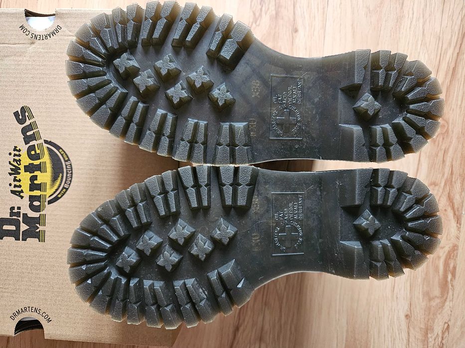 Dr. Martens sztyblety 2976 Quad Smooth Leather Platform Chelsea Boots