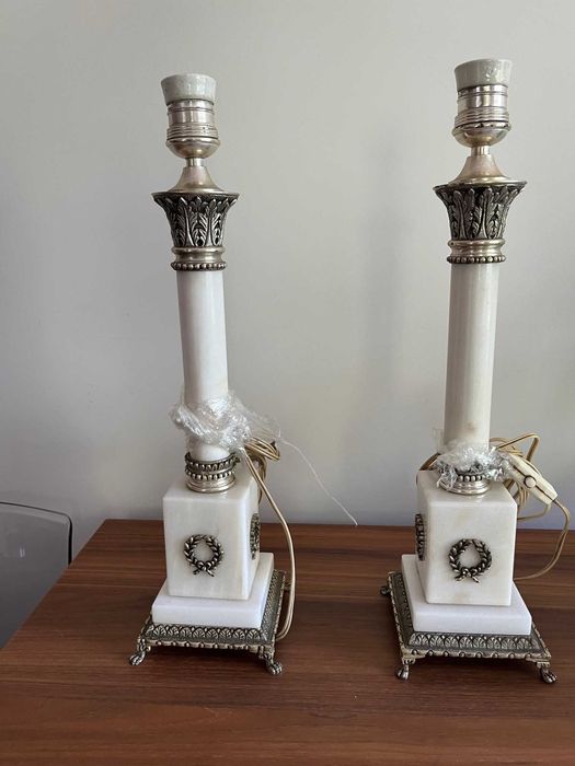 Candeeiro de Mesa em Mármore e Bronze