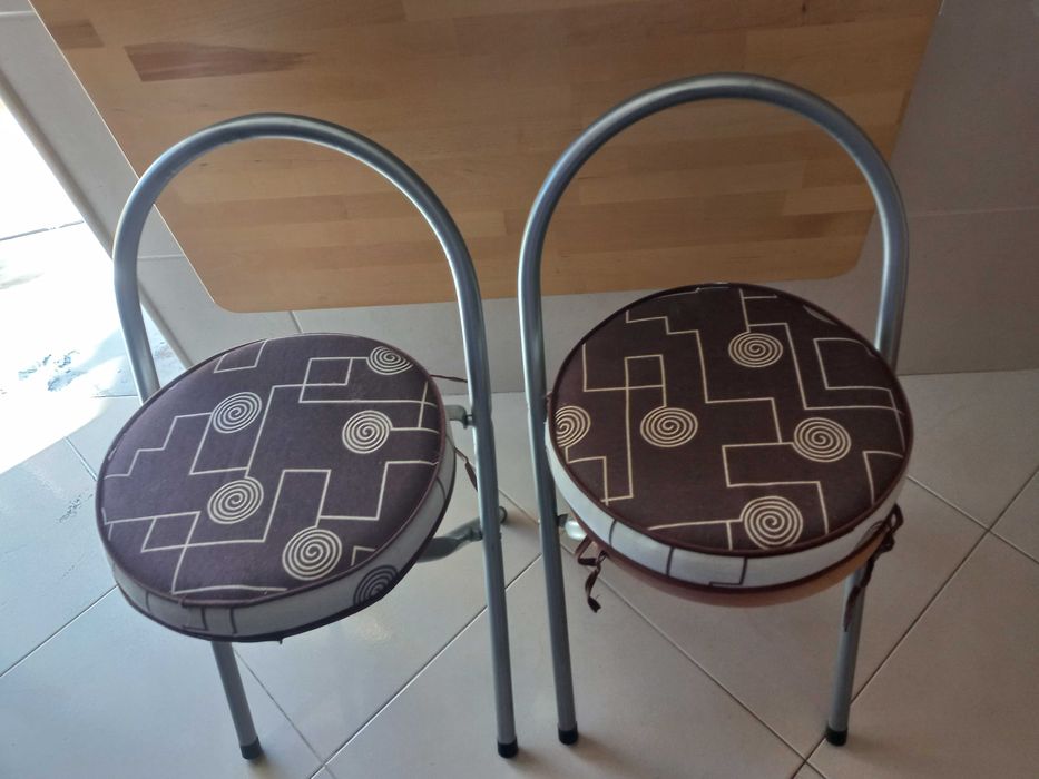 2 Bancos dobráveis
