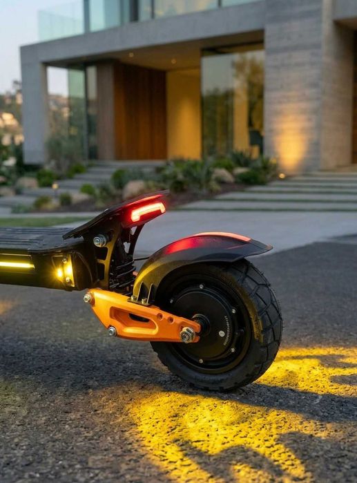 Электросамокат GIANT Blade GT Pro Sport 1600W / 18Ah / до 60 км·ч / запас хода 50 км