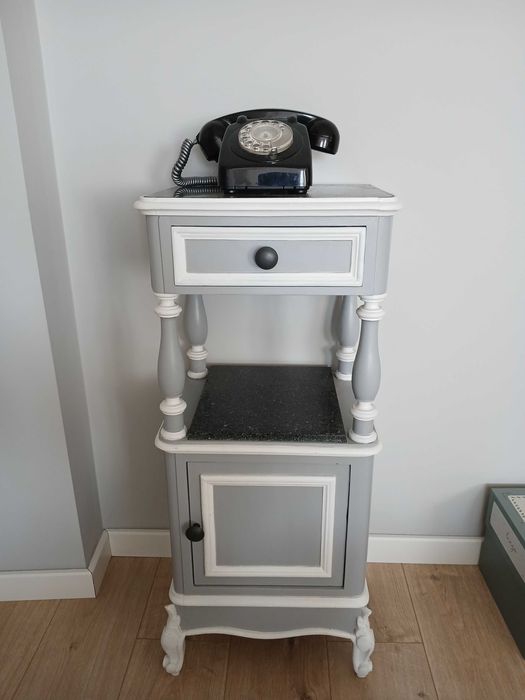 Mesas de cabeceira  75€ cada