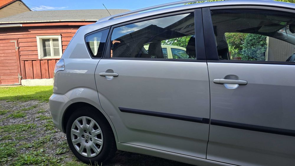 Toyota Corolla Verso 2.2