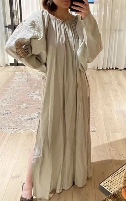 Фисташковое платье макси оверсайз H&M вышивка