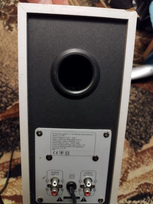 Subwoofer Locus stan nieznany