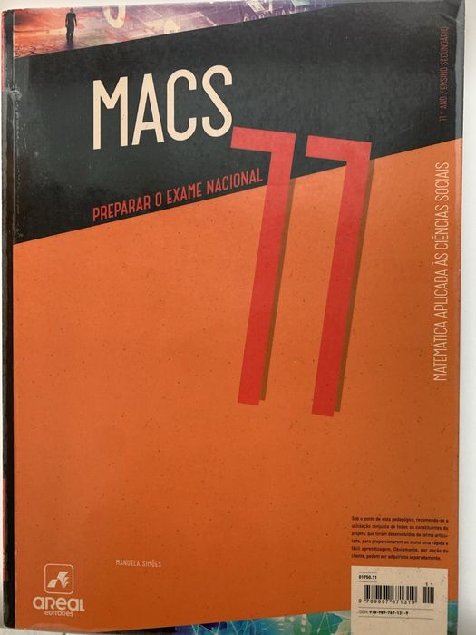 Cadernos atividades Portugues e MACS 11 ano