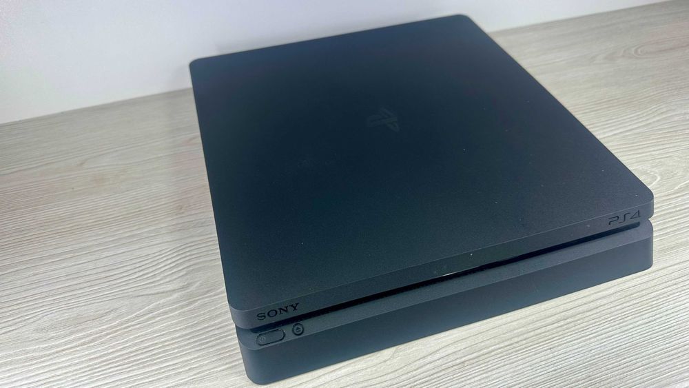 Konsola Sony PlayStation 4 slim 1 TB czarny