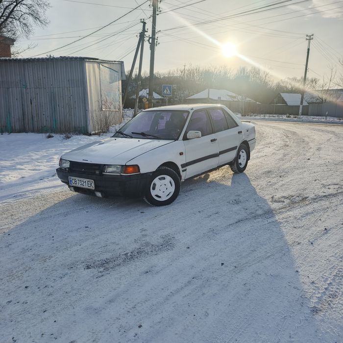 Продам Мазду 323 строчно