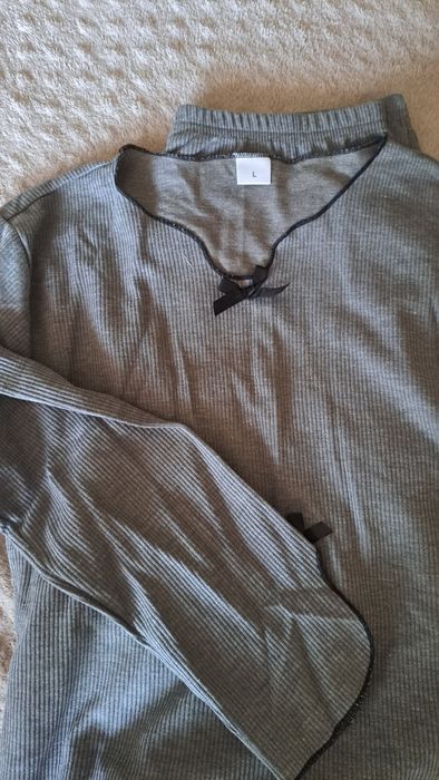 Жіноча піжама в рубчик