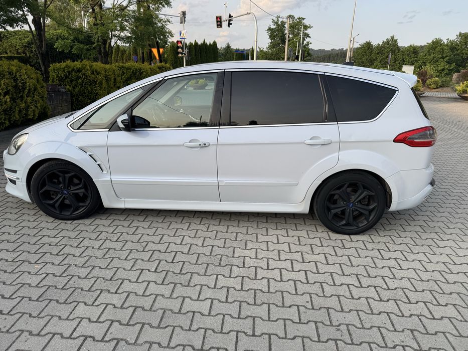 Ford S Max biała perła