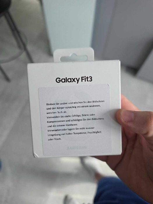 Samsung Galaxy Fit 3  silver