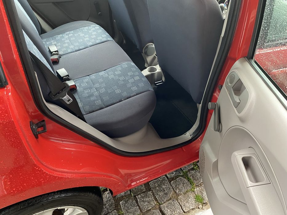 Fiat Panda de 200564650764336515124