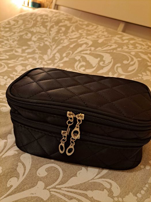 Bolsa necessaire maquilhagem