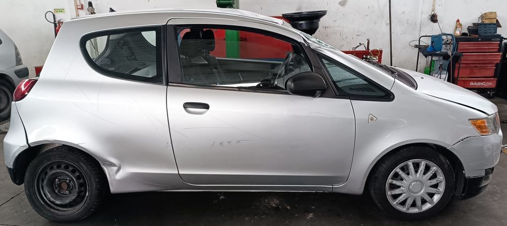 Mitsubishi Colt Cz3 De 2011 Disponível Para Peças