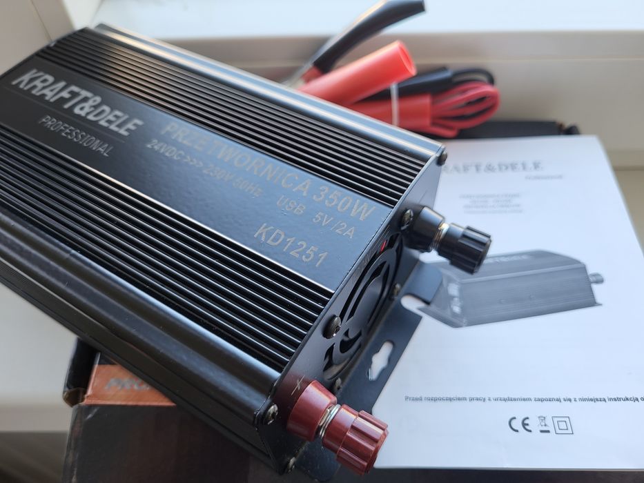 Автомобильный преобразователь 350 Вт 12/24 В - 230 В